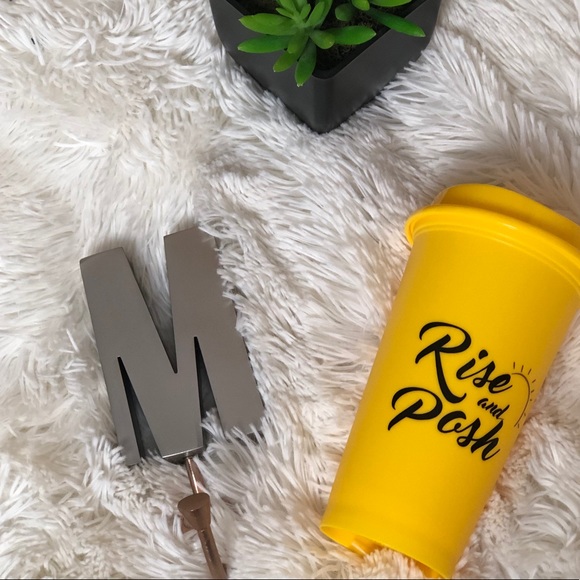 Poshmark coffee mug - Posh swag - 1 mug - Picture 7 of 8